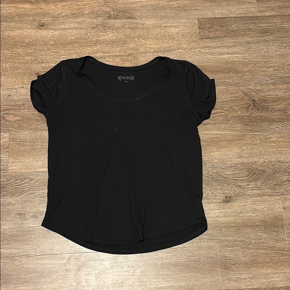 Mudd Tops - women’s mudd black crewneck t shirt